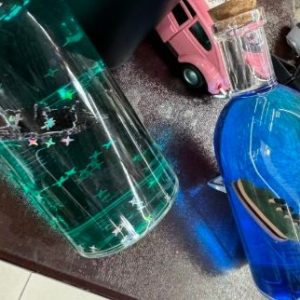 دکوری خودرو مدل بطری مناسب نصب روی داشبورد